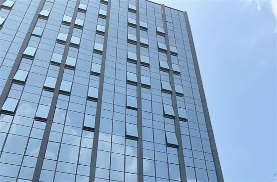 專業玻璃幕墻服務 卓越的建筑幕墻設計與安裝
